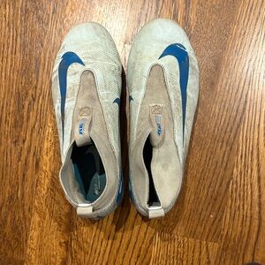 Nike AirZoom slip on cleats 3.5